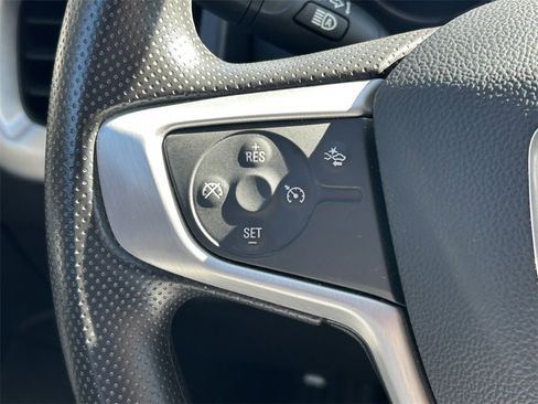 Used 2024 GMC Terrain SLE image 34