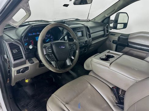 Used 2021 Ford F250 XL w/ Power Equipment Group image 29