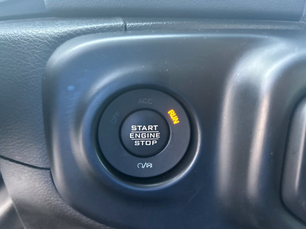 Used 2022 Jeep Wrangler Unlimited Sahara w/ LED Lighting Group AWD/4WD image 44