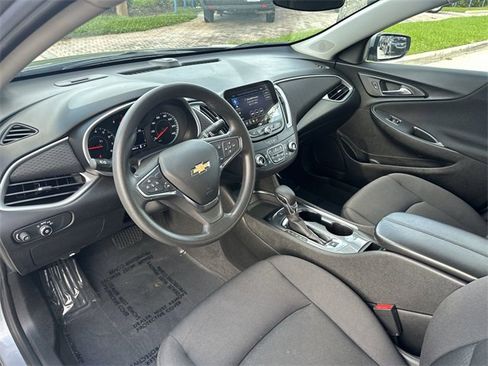 Used 2024 Chevrolet Malibu LT image 20
