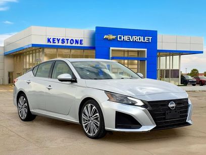 Used 2023 Nissan Altima 2.5 SL
