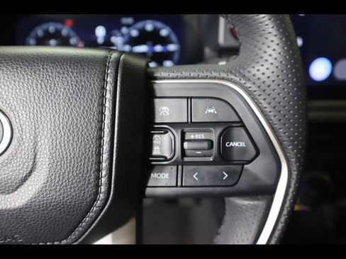 Used 2026 Toyota 4Runner TRD Off-Road Premium w/ Tow Technology Package AWD/4WD image 21