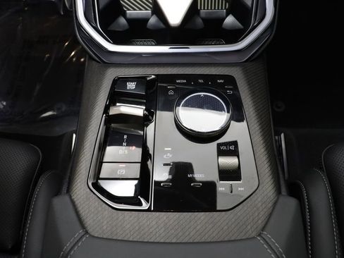 Certified 2025 BMW X3 xDrive30i AWD/4WD image 12