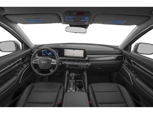Used 2024 Kia Telluride LX FWD image 5