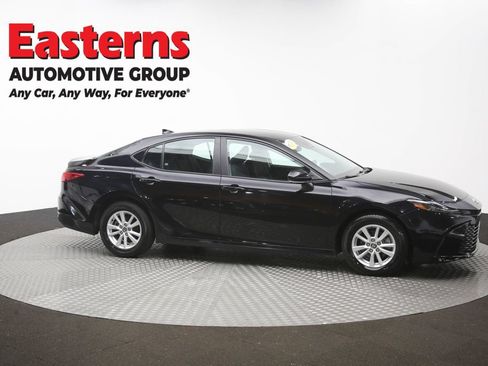 Used 2025 Toyota Camry LE FWD image 46