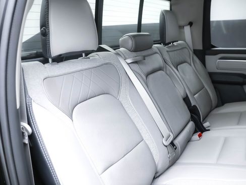 Used 2023 RAM 1500 Limited image 32