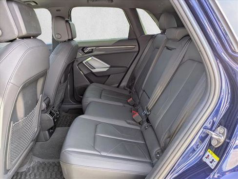 Used 2022 Audi Q3 2.0T Premium w/ Convenience Package image 18