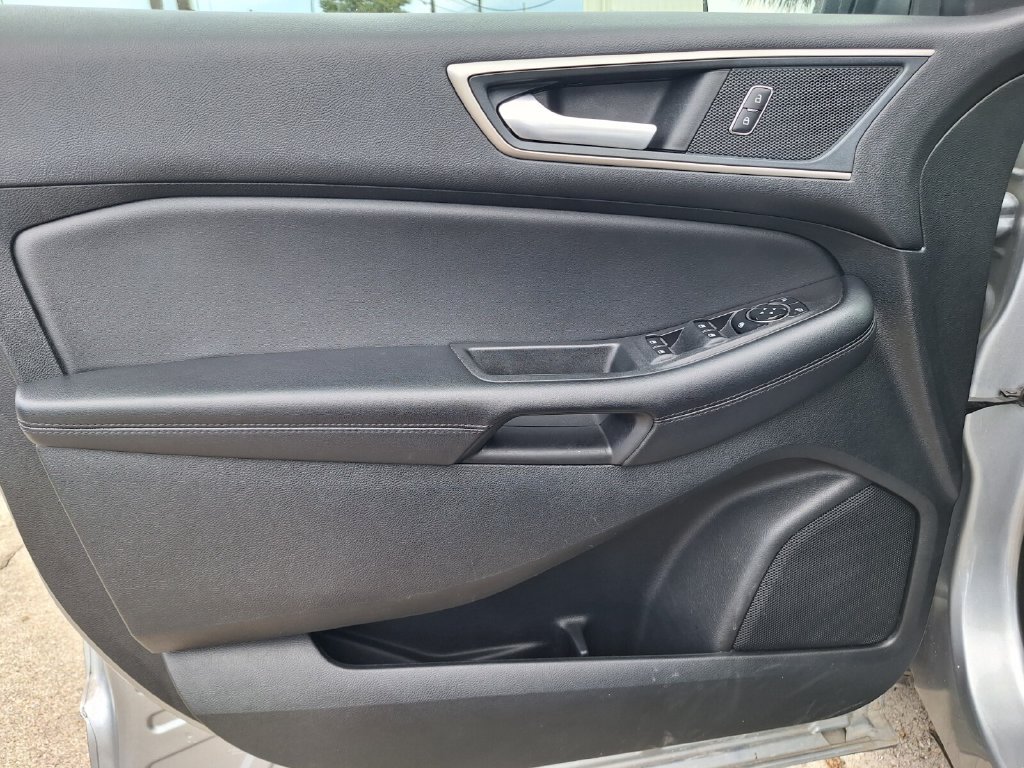 Used 2024 Ford Edge SEL AWD/4WD image 29