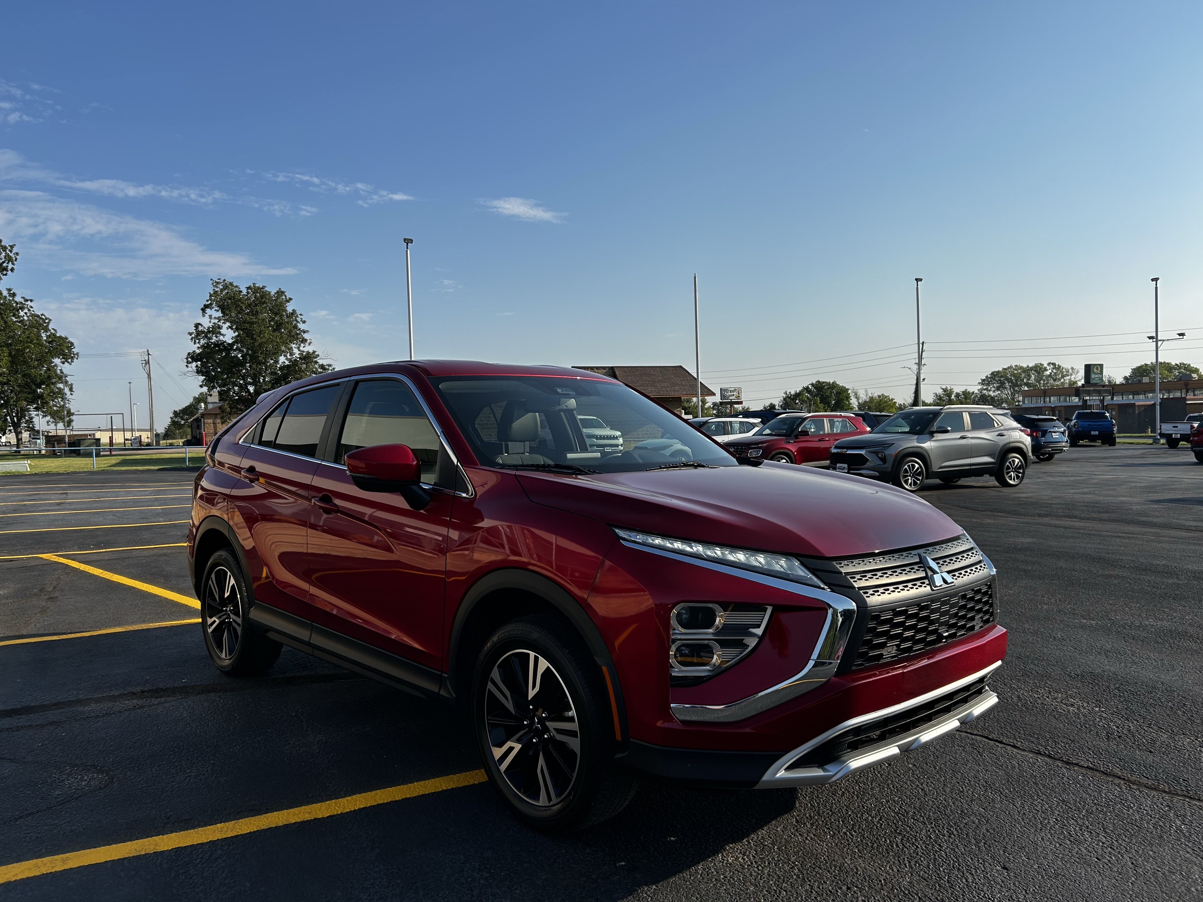 Used 2025 Mitsubishi Eclipse Cross SE AWD/4WD image 3
