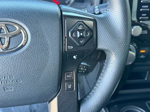Used 2024 Toyota 4Runner TRD Off-Road AWD/4WD image 22