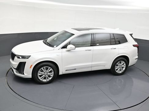 Used 2021 Cadillac XT6 Luxury FWD image 15