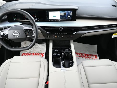New 2025 Nissan Murano SL AWD/4WD image 16