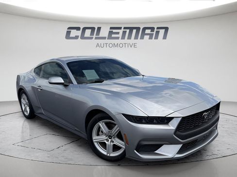 Used 2026 Ford Mustang Premium RWD image 7