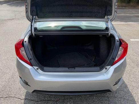 Used 2017 Honda Civic EX image 19