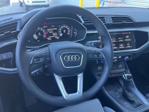 Used 2025 Audi Q3 2.0T Premium w/ Convenience Package image 37