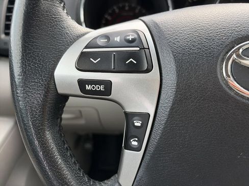 Used 2013 Toyota Highlander SE AWD/4WD image 15