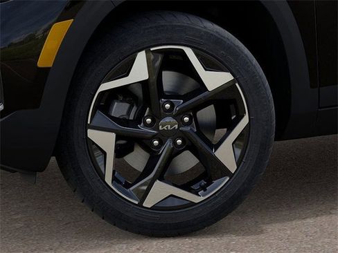 New 2026 Kia Seltos S image 9