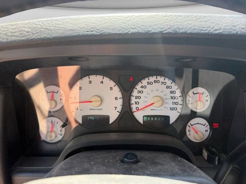 Used 2004 Dodge Ram 1500 Truck SLT AWD/4WD image 13