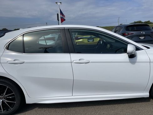 Used 2023 Toyota Camry SE image 24