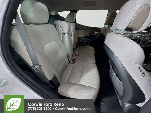 Used 2018 Hyundai Santa Fe Sport image 24