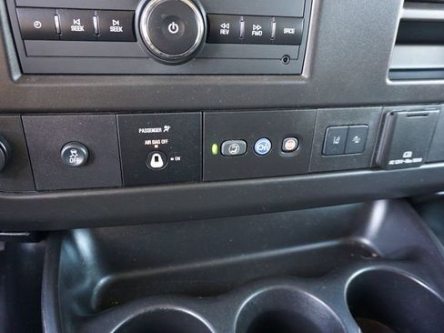 Used 2020 Chevrolet Express 2500 w/ Driver Convenience Package image 10