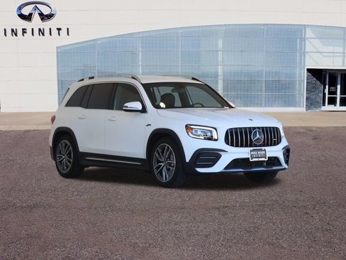 Used 2021 Mercedes-Benz GLB 35 AMG 4MATIC image 53