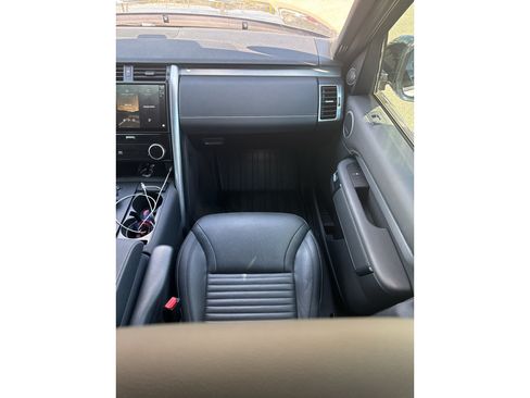 Used 2023 Land Rover Discovery S R-Dynamic AWD/4WD image 21
