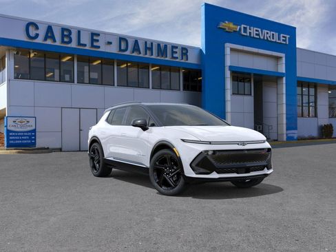 New 2026 Chevrolet Equinox EV RS w/ Convenience Package II AWD/4WD image 15
