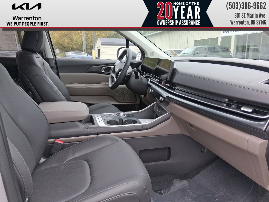New 2027 Kia Carnival LXS FWD image 12