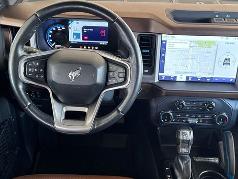 Used 2022 Ford Bronco Outer Banks image 15