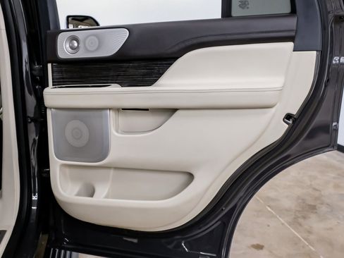 Used 2022 Lincoln Navigator Black Label image 52