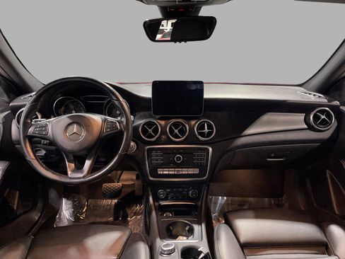 Used 2019 Mercedes-Benz GLA 250 w/ Convenience Package image 33