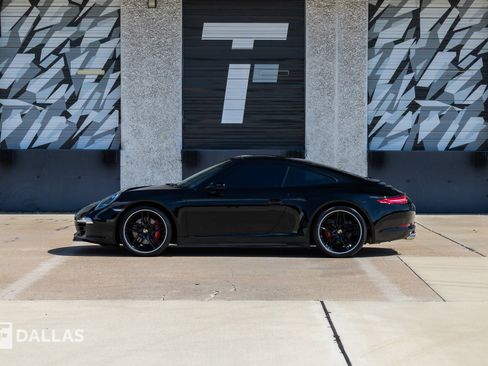 Used 2013 Porsche 911 Carrera 4S AWD/4WD image 7