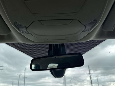 Used 2017 Ford Escape Titanium image 27