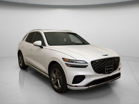 Certified 2026 Genesis GV70 2.5T Select AWD/4WD image 1
