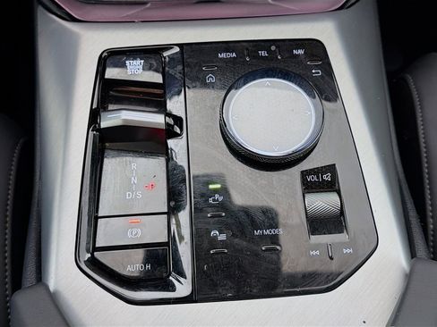 Used 2025 BMW X3 xDrive30i w/ Premium Package image 19