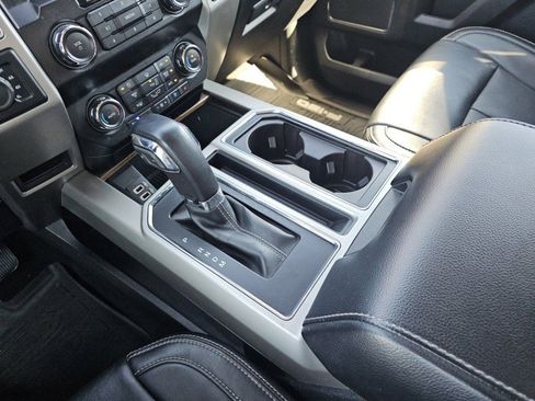 Certified 2019 Ford F150 Lariat image 33