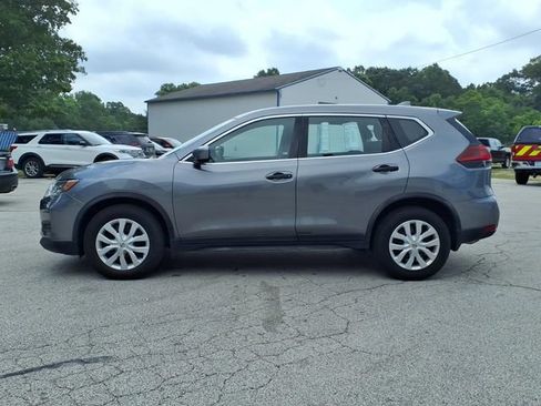 Used 2018 Nissan Rogue S FWD image 4