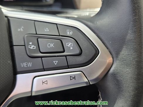 Used 2024 Volkswagen Atlas SE FWD image 28