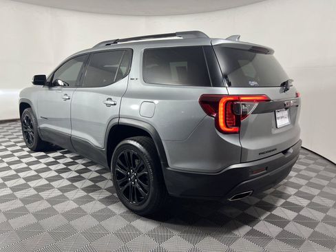 Used 2023 GMC Acadia SLT w/ Elevation Edition FWD image 5