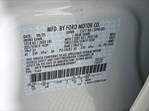 New 2025 Ford Maverick Lariat w/ Black Appearance Package image 12