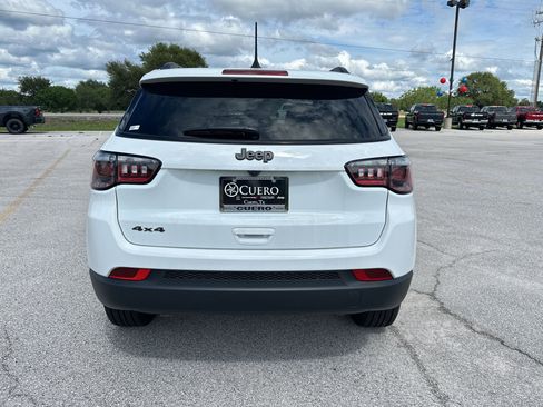 New 2026 Jeep Compass Latitude AWD/4WD image 4
