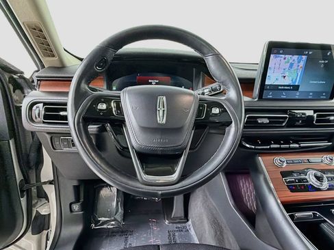 Used 2023 Lincoln Aviator Reserve w/ Equipment Group 201A RWD image 11
