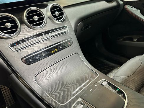 Used 2022 Mercedes-Benz GLC 43 AMG 4MATIC image 11