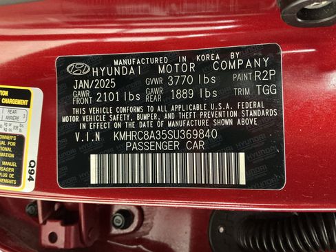 Used 2025 Hyundai Venue SEL image 15