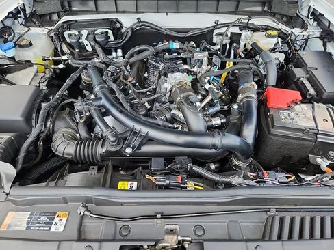 Used 2025 Ford Bronco Badlands AWD/4WD image 35