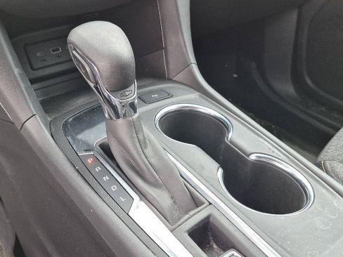 Used 2023 Chevrolet Equinox LT FWD image 10