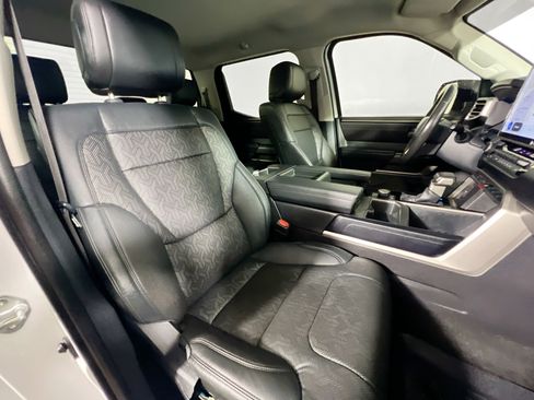 Used 2024 Toyota Tundra SR5 w/ SR5 Premium Package RWD image 29