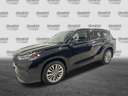 Used 2022 Toyota Highlander Platinum AWD/4WD image 5
