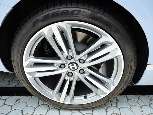 Certified 2023 Bentley Continental GT V8 image 47